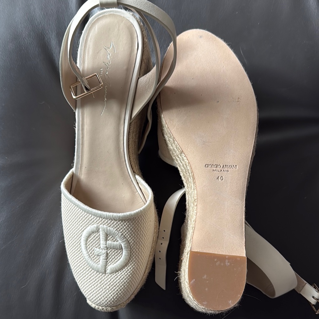 Giorgio Armani Beige Espadrille Sandals Size 40/10